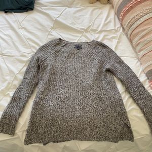 Gray American eagle sweater